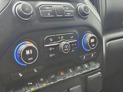 Used 2021 Chevrolet Silverado 1500 LT Trail Boss w/ Convenience Package II image 27