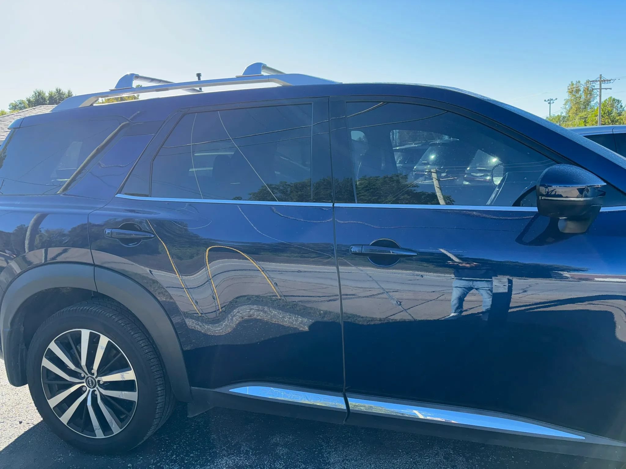 Used 2024 Nissan Pathfinder Platinum w/ Cargo Package FWD image 9