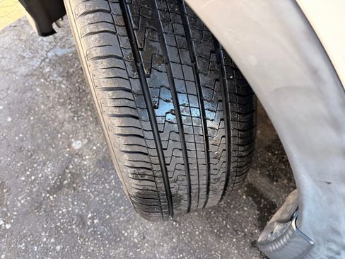 Used 2022 Honda HR-V LX image 44