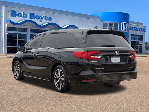 Certified 2023 Honda Odyssey Touring image 5