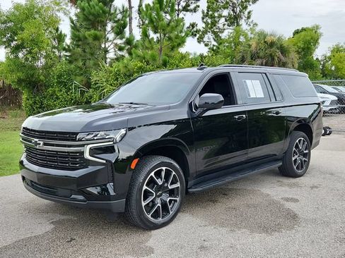Certified 2021 Chevrolet Suburban RST AWD/4WD image 2