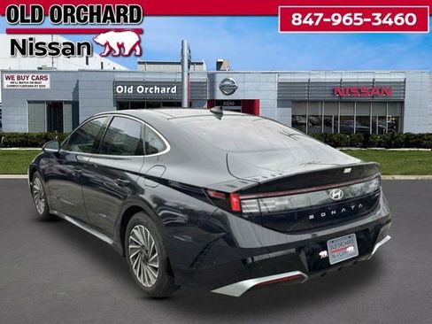 Used 2025 Hyundai Sonata Limited FWD image 6