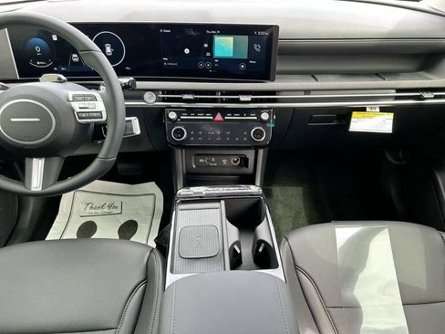 New 2026 Hyundai Tucson Limited FWD image 18
