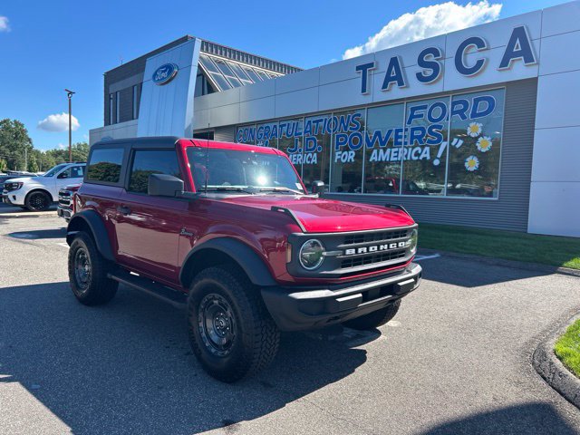 Used 2025 Ford Bronco 2-Door w/ Sasquatch Package AWD/4WD image 1