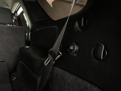 Used 2020 Dodge Durango SXT w/ 3rd Row Seating Group image 17