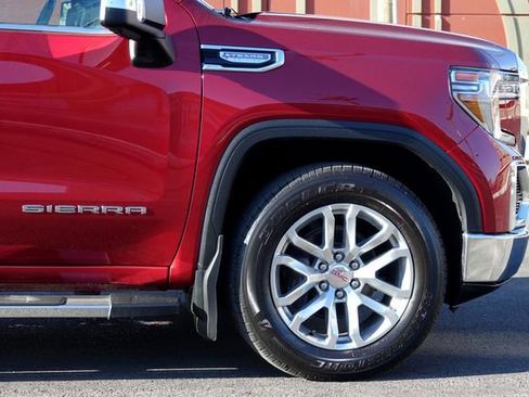 Used 2019 GMC Sierra 1500 SLT image 16