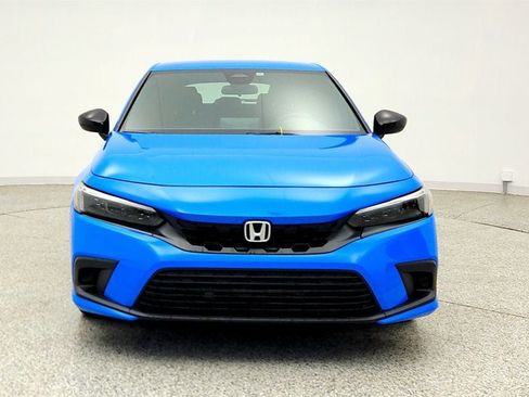 Used 2023 Honda Civic Sport image 2