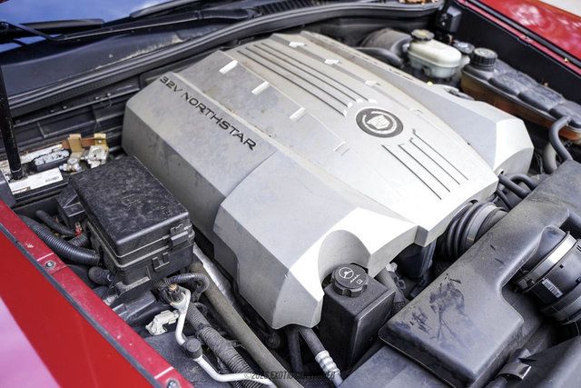 Used 2004 Cadillac XLR RWD image 24