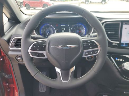 Used 2026 Chrysler Pacifica Select FWD image 19