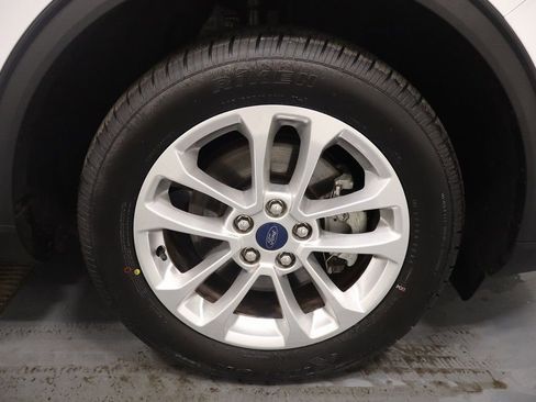 Used 2022 Ford Escape SE FWD image 28