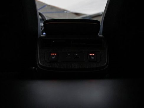 Used 2024 Nissan Ariya FWD image 21