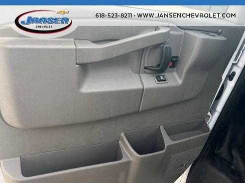 Used 2025 Chevrolet Express 2500 w/ Driver Convenience Package RWD image 11