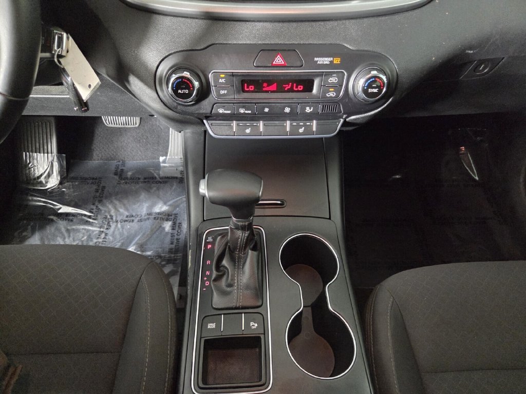 Used 2020 Kia Sorento LX w/ LX I4 Convenience Package FWD image 12