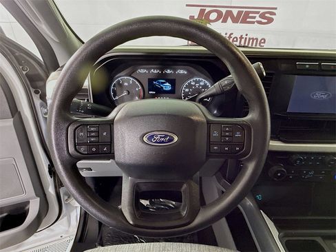 Used 2024 Ford F250 XLT w/ FX4 Off-Road Package image 21