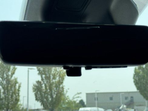 New 2025 Jeep Grand Cherokee Overland w/ Luxury Tech Group IV image 39