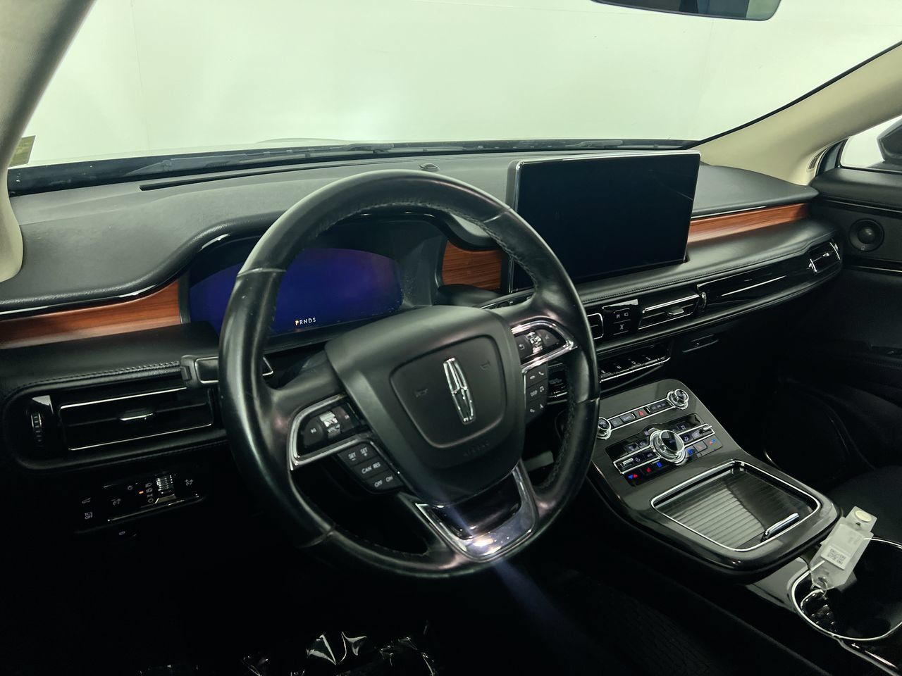 Used 2021 Lincoln Nautilus Reserve w/ Monochromatic Package AWD/4WD image 27