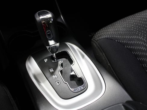 Used 2014 Dodge Journey SXT w/ Flexible Seating Group image 18