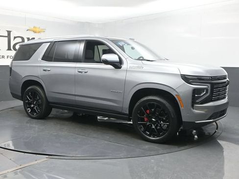 Used 2025 Chevrolet Tahoe High Country AWD/4WD image 6