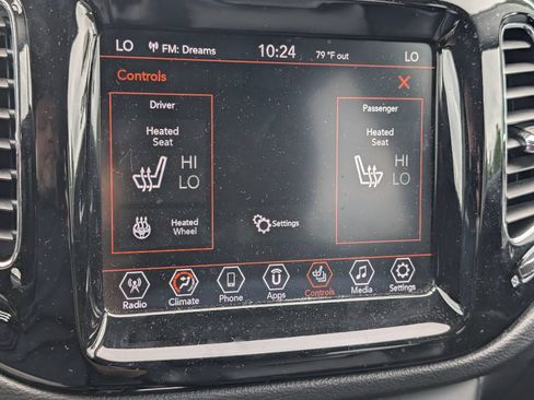 Used 2019 Jeep Compass Limited FWD image 9