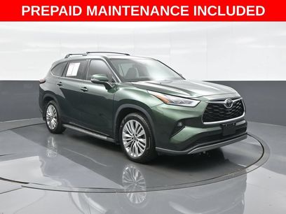 Certified 2025 Toyota Highlander Platinum