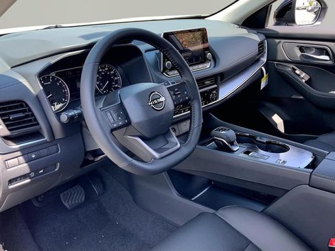 New 2026 Nissan Rogue Dark Armor FWD image 8