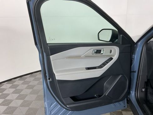 New 2026 Ford Explorer Active w/ Active Comfort Package image 12