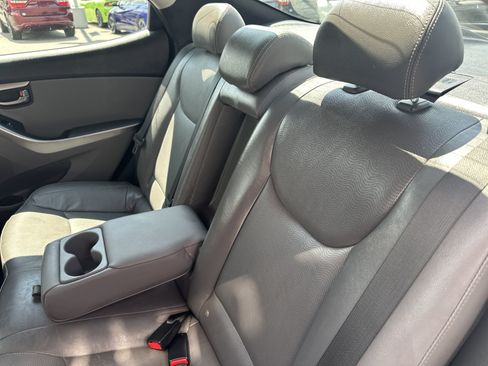 Used 2013 Hyundai Elantra Limited FWD image 21