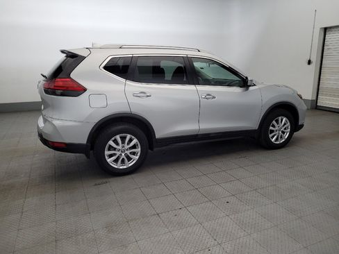 Used 2017 Nissan Rogue SV image 10