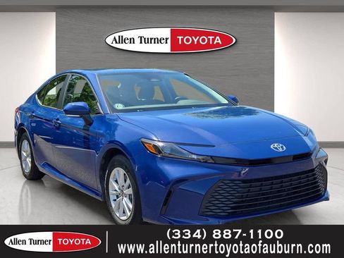 Used 2025 Toyota Camry LE FWD image 1