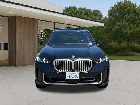 Used 2026 BMW X5 xDrive50e w/ Premium Package AWD/4WD image 4
