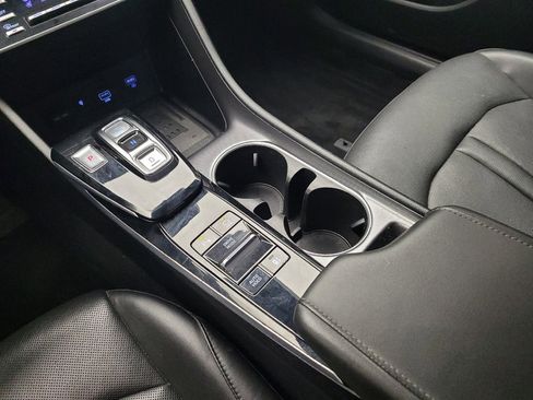 Used 2020 Hyundai Sonata Limited image 26