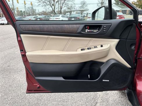 Used 2019 Subaru Outback 2.5i Limited w/ Popular Package #2 image 18