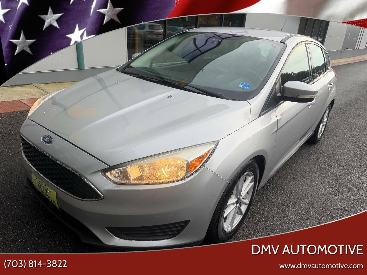 Used 2015 Ford Focus SE w/ SE Cold Weather Package FWD image 1