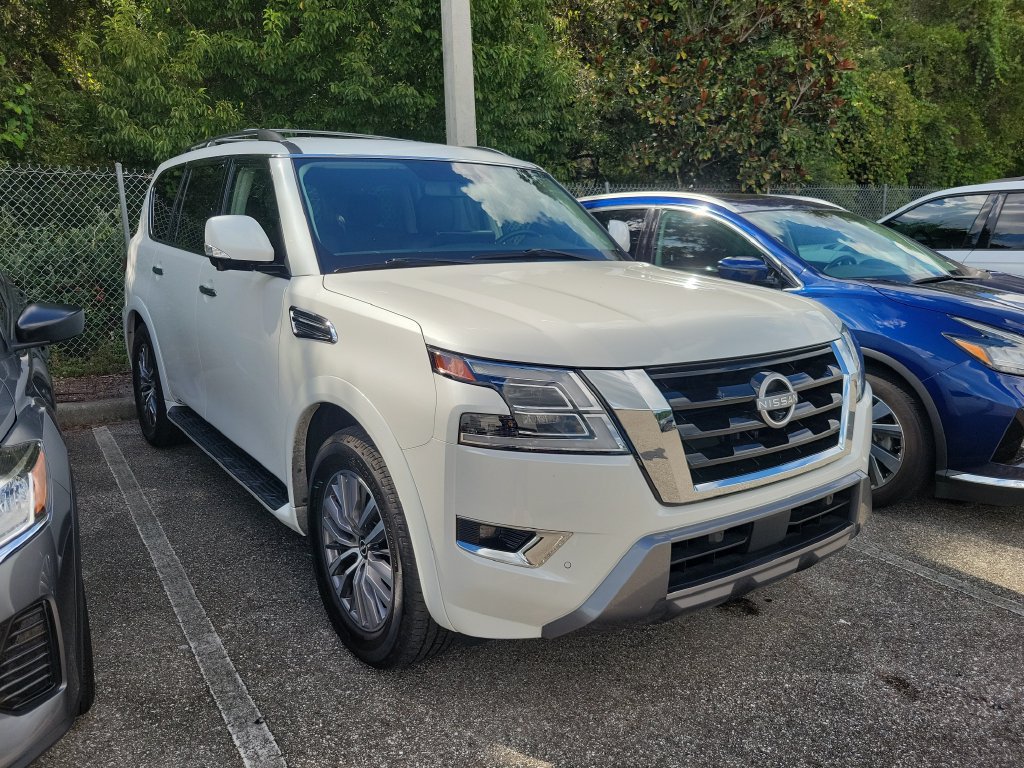 Used 2023 Nissan Armada SL w/ Captain's Chairs Package RWD image 2