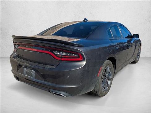 Used 2020 Dodge Charger SXT w/ Plus Group image 5