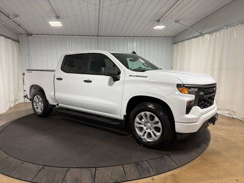 Used 2023 Chevrolet Silverado 1500 Custom w/ LPO, Dark Essentials Package image 11