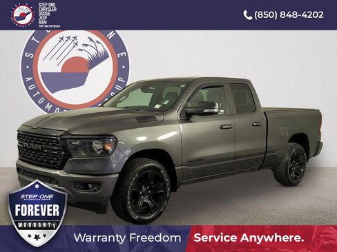 Used 2022 RAM 1500 Big Horn w/ Night Edition RWD image 2