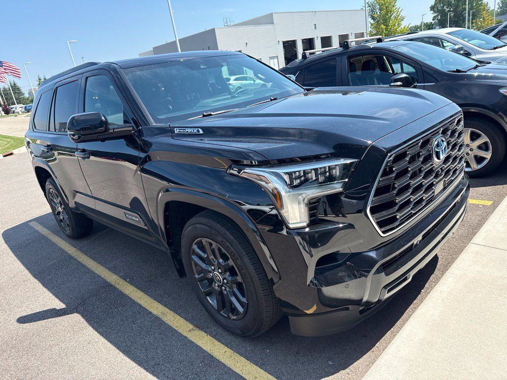 Used 2023 Toyota Sequoia Platinum AWD/4WD image 3