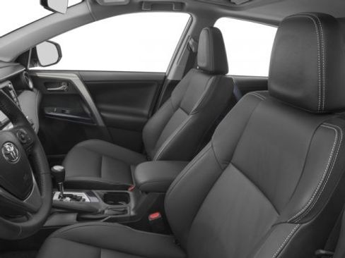 Used 2018 Toyota RAV4 Limited image 9