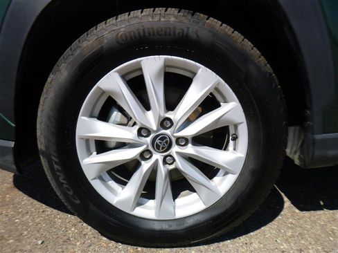 Used 2022 Toyota Corolla Cross LE w/ Moonroof Package FWD image 21