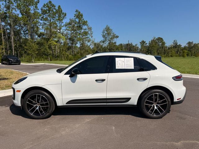 Used 2024 Porsche Macan AWD/4WD image 17