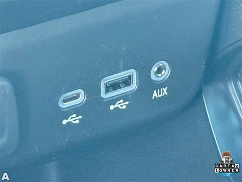 Used 2023 Chevrolet TrailBlazer RS image 23