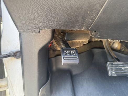 Used 2016 Chevrolet Silverado 2500 LT image 18