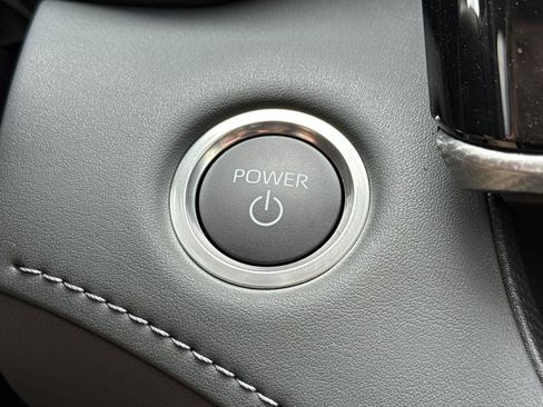 New 2026 Toyota Highlander Platinum AWD/4WD image 27
