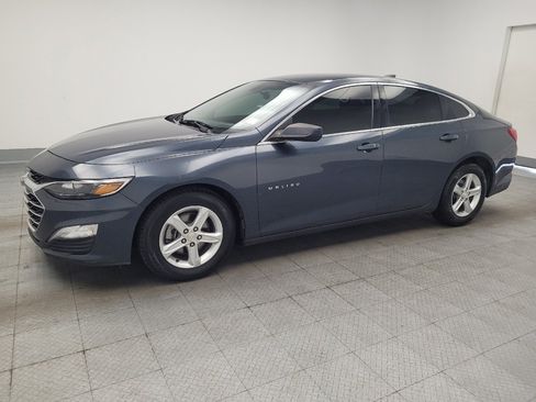 Used 2020 Chevrolet Malibu LS FWD image 2
