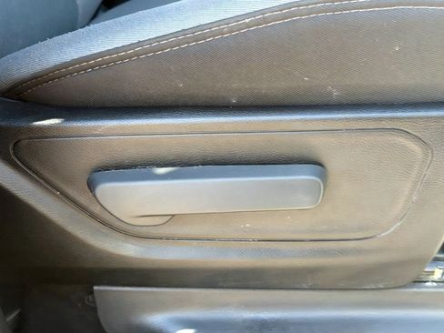 Certified 2024 RAM 1500 Big Horn RWD image 34