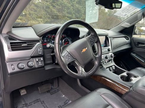 Used 2020 Chevrolet Suburban LT w/ Max Trailering Package image 10