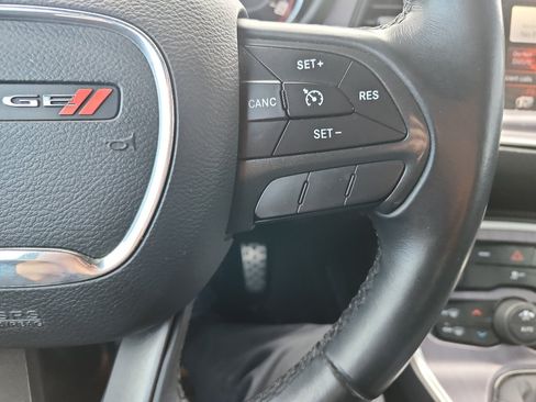 Used 2015 Dodge Challenger R/T w/ Quick Order Package 22B R/T RWD image 17
