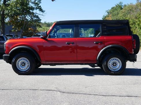 Used 2023 Ford Bronco 4-Door image 3
