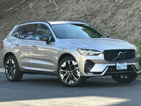 New 2026 Volvo XC60 B5 Plus AWD/4WD image 2